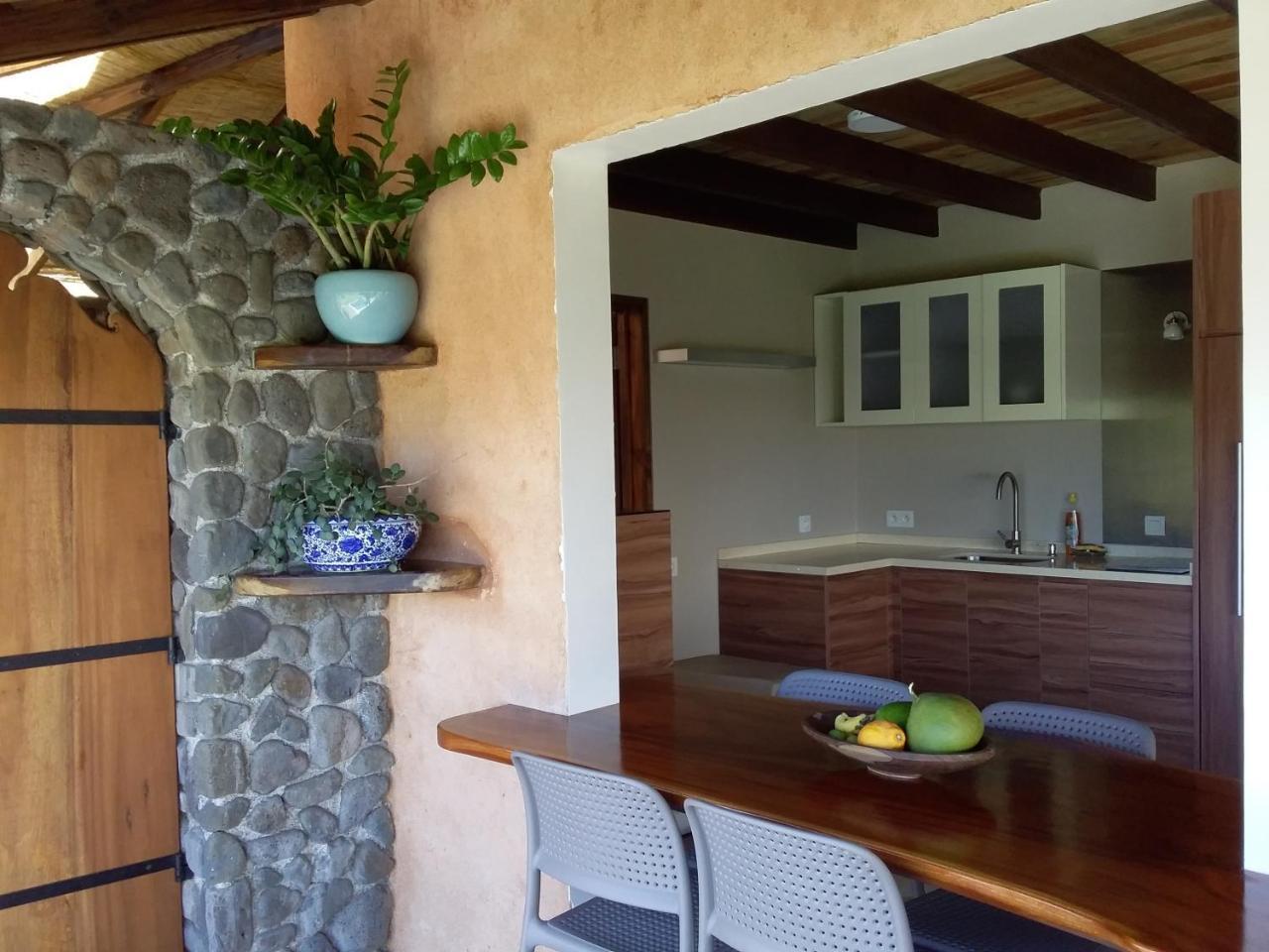 Omati Lodge Taravao المظهر الخارجي الصورة